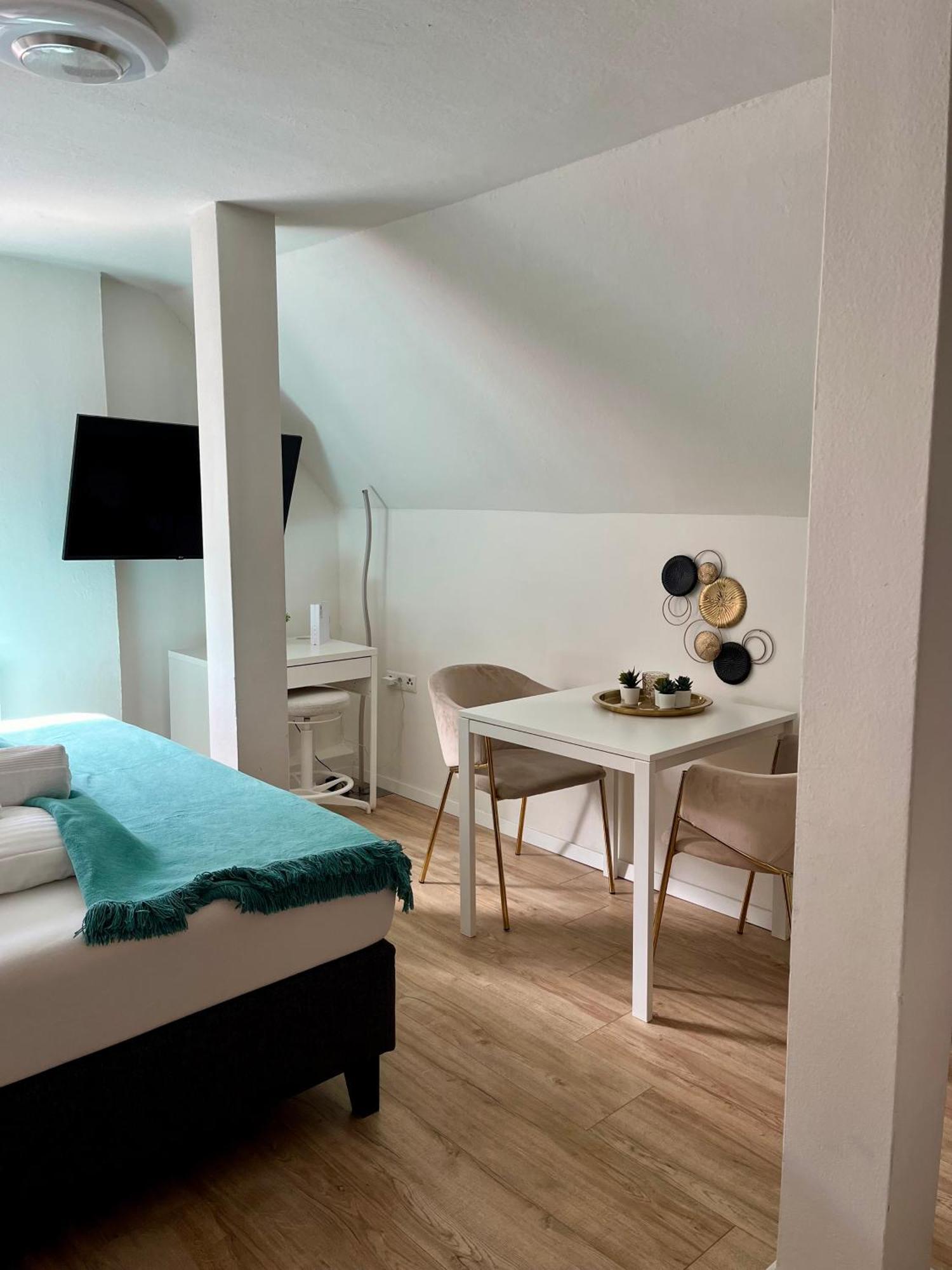 Flores City Center Studio - Easy Self-Check-In Graz Exteriör bild