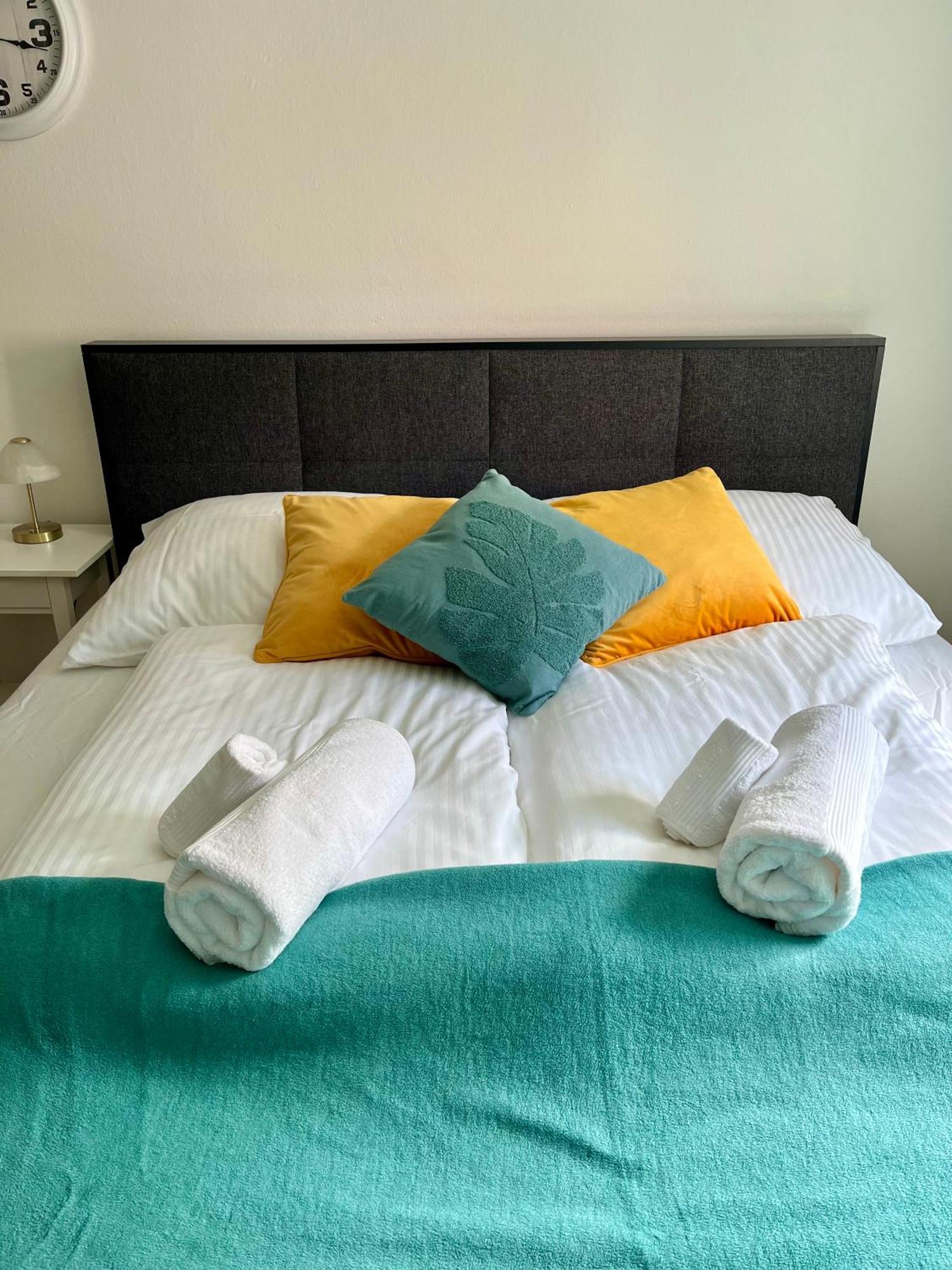 Flores City Center Studio - Easy Self-Check-In Graz Exteriör bild
